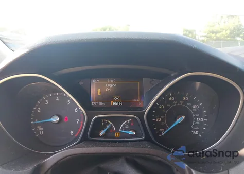 2016 Ford Focus Se z USA, uszkodzony, nr VIN 1FADP3K20GL326621